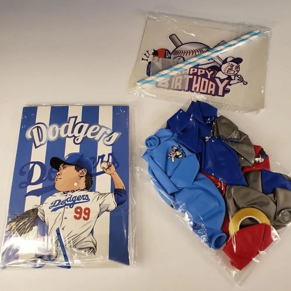 Birthday Party Pack Baseball - Picture 3 of 4